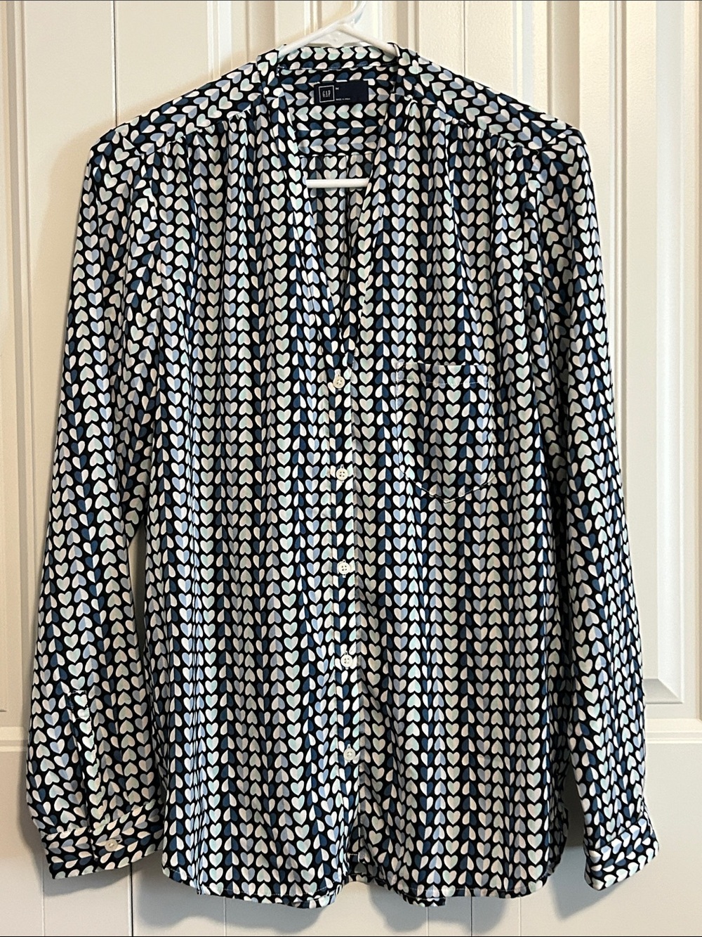 GAP Heart-Print Button-Up Blouse